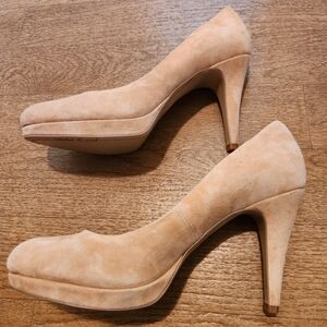 Violet & Red: Jennie Peachy Tan Pointed Toe Suede Mini-Platform 4.5" Heels